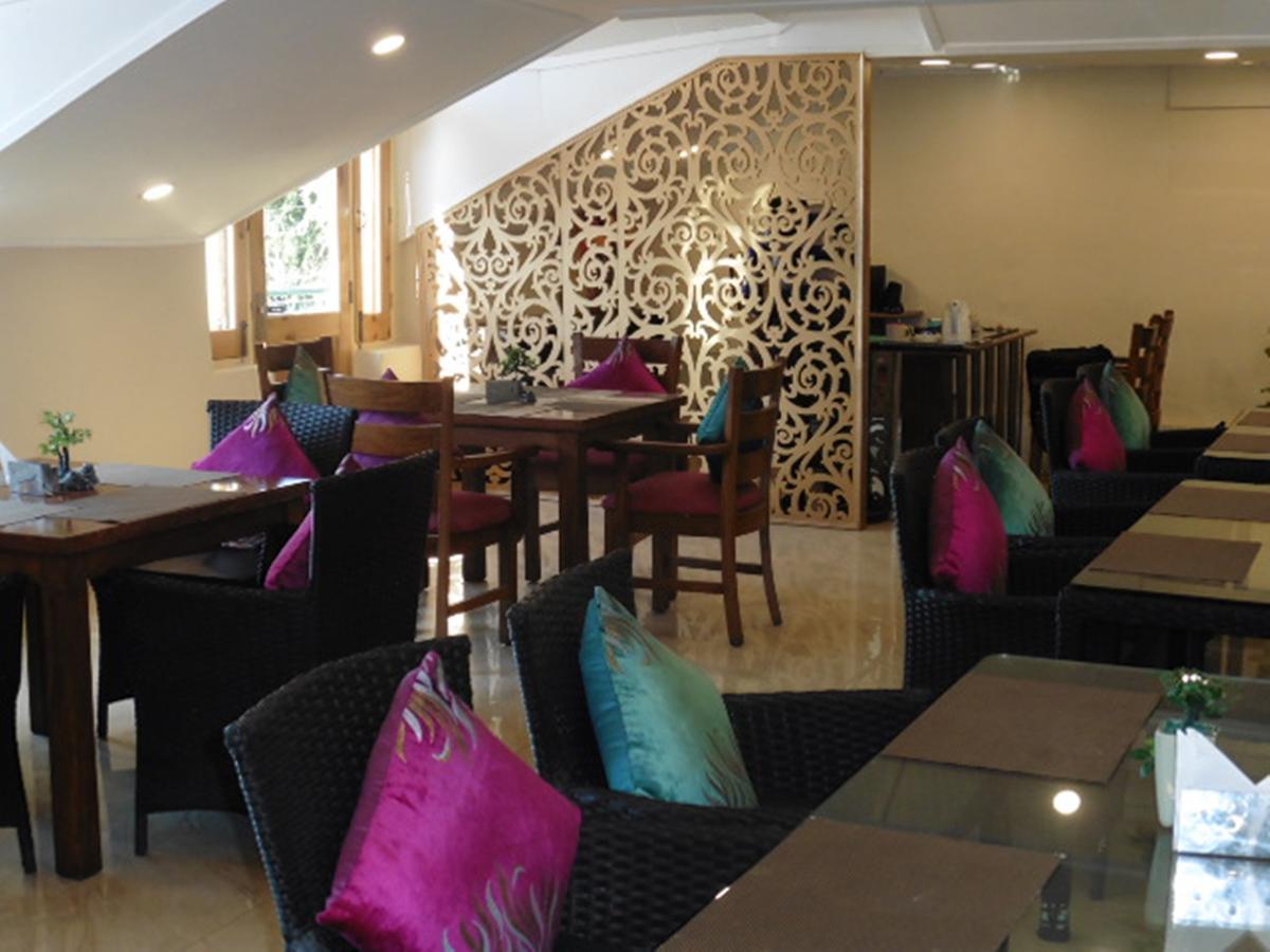City Light Hotel Далхаузи Екстериор снимка